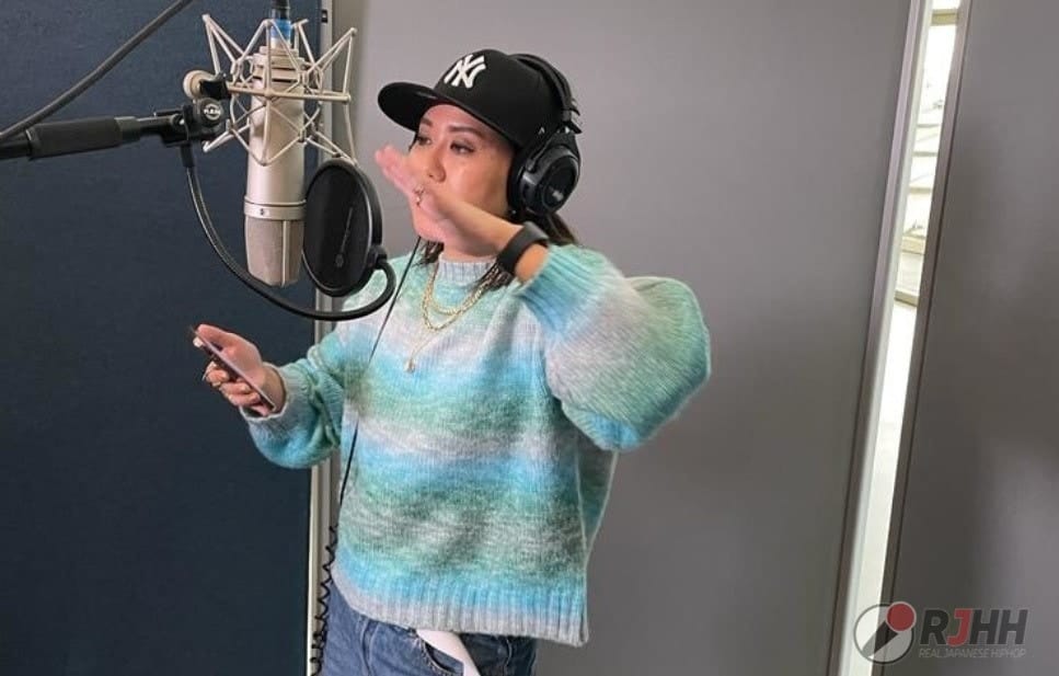 Lipstorm Paris Promo Tour - Recording studio